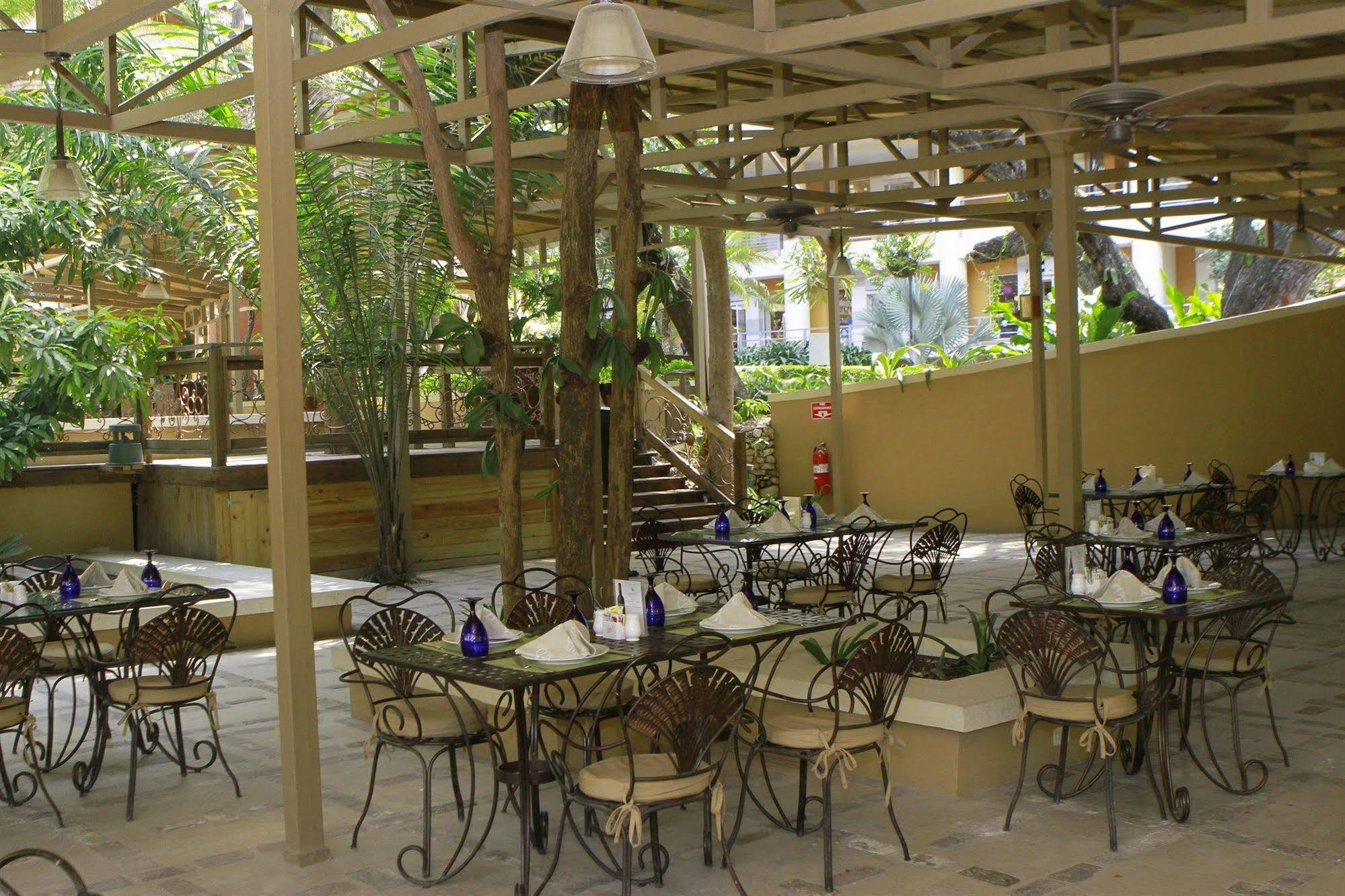 Hotel Royal Oasis (Adults Only) Port-au-Prince Exteriér fotografie